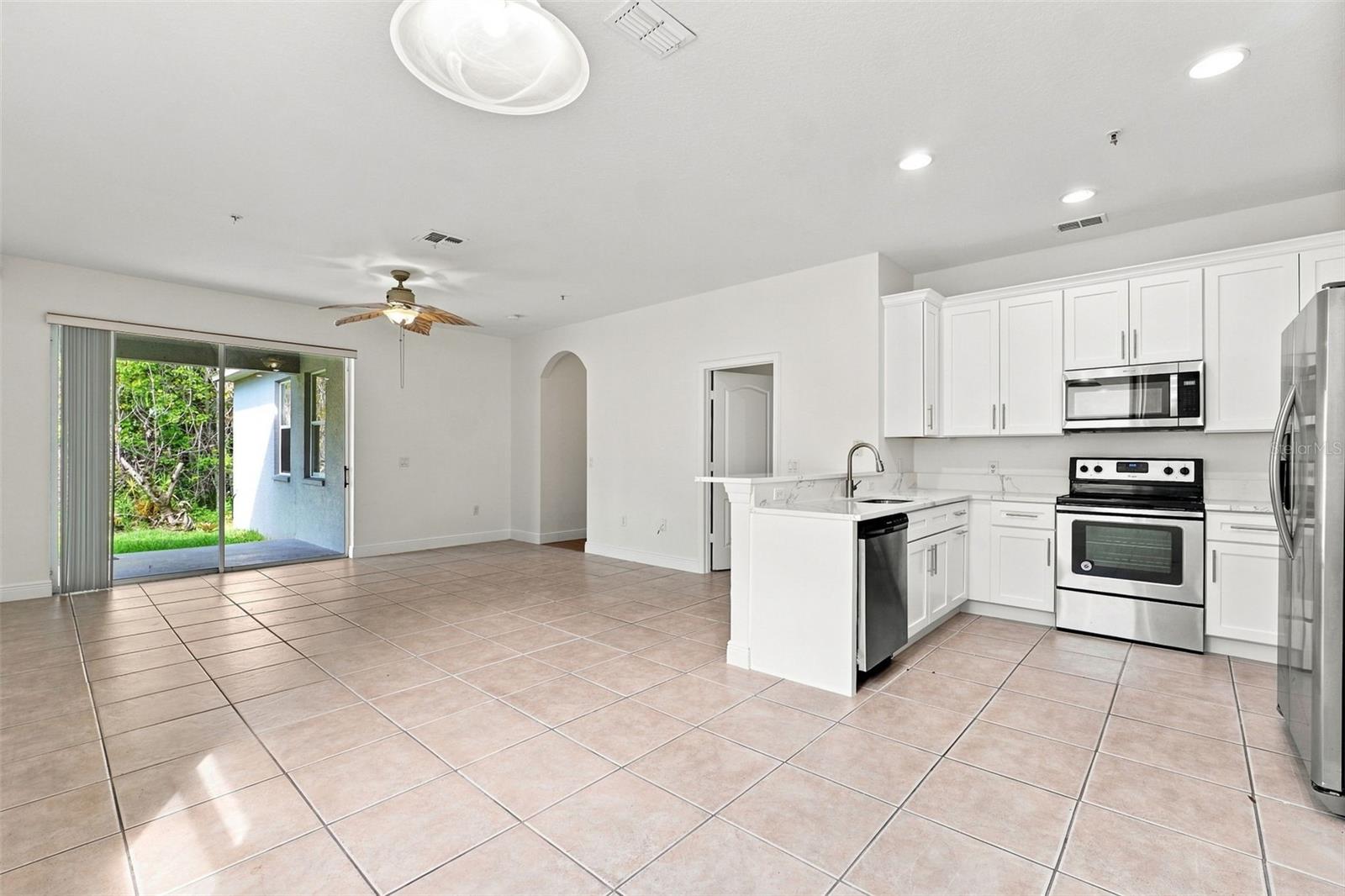10402 EASTPARK LAKE DR — photo 10