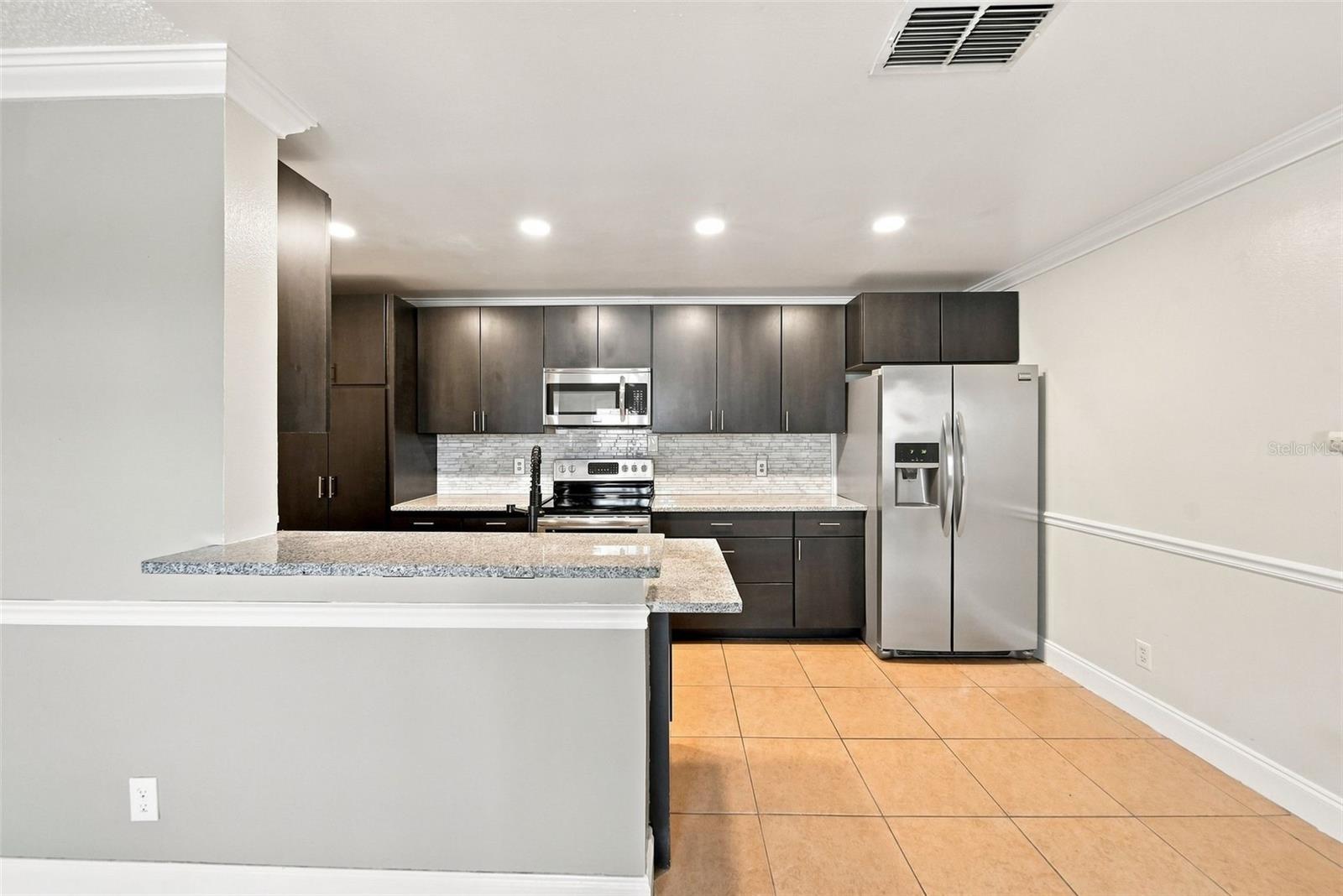 5986 WESTGATE DR #303 — photo 8