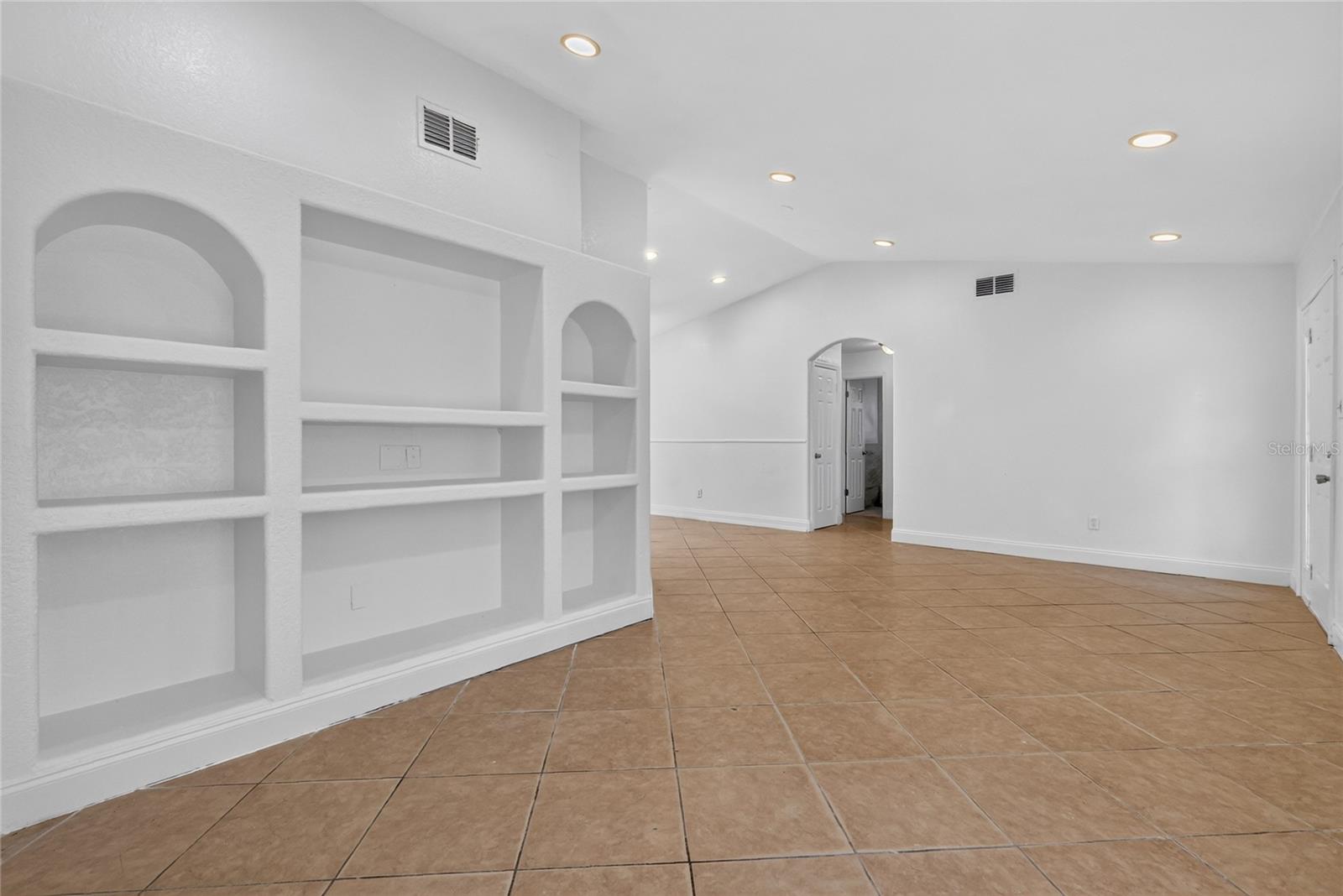 3106 KNIGHTSBRIDGE RD — photo 9