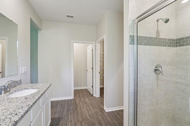 31 WHITTINGHAM LN — photo 12