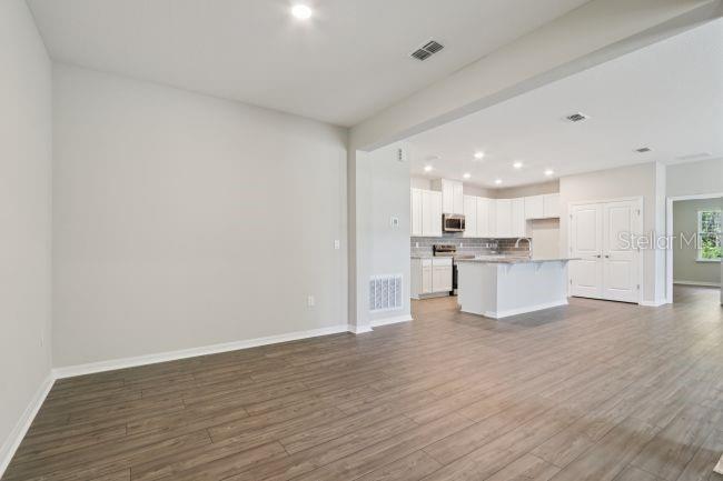 31 WHITTINGHAM LN — photo 7