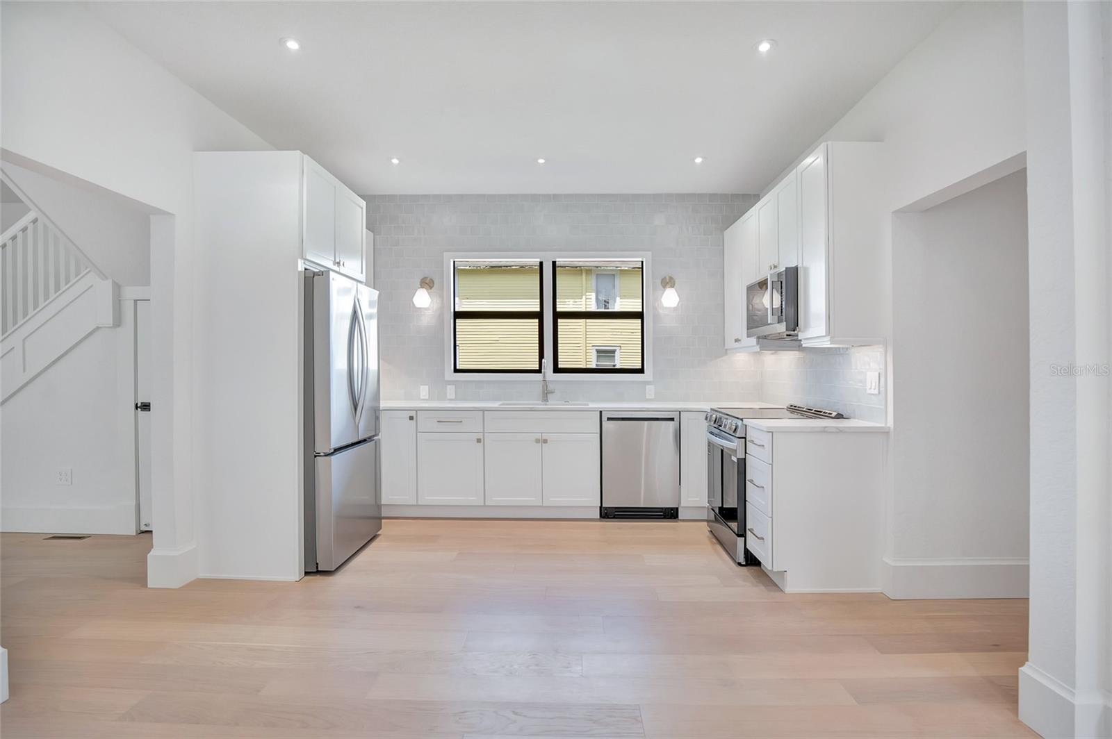 315 MAGNOLIA AVE — photo 8