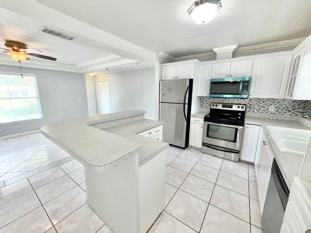 1084 SHEPHERD AVE — photo 2