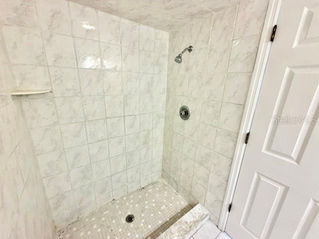1084 SHEPHERD AVE — photo 11