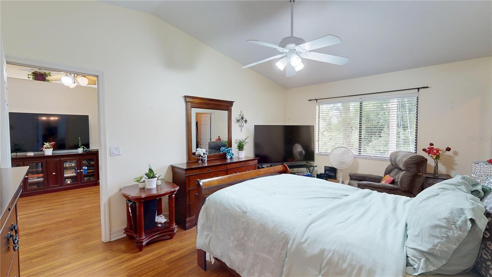 149 BLUE HERON DR #C — photo 11