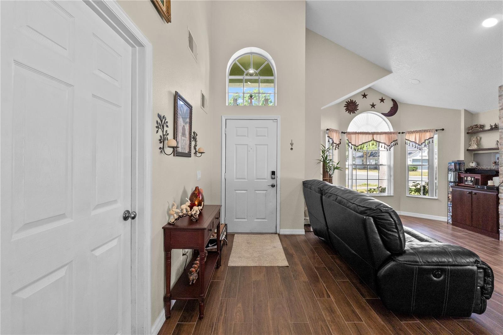 101 RAZORBILL CT — photo 5