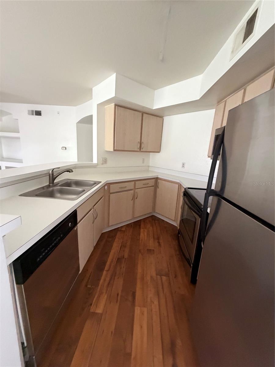 7250 WESTPOINTE BLVD #1022 — photo 8