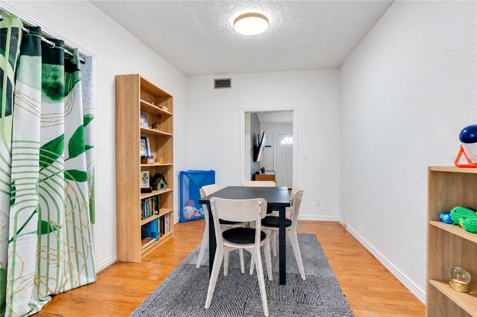 2917 PICKFAIR ST — photo 8