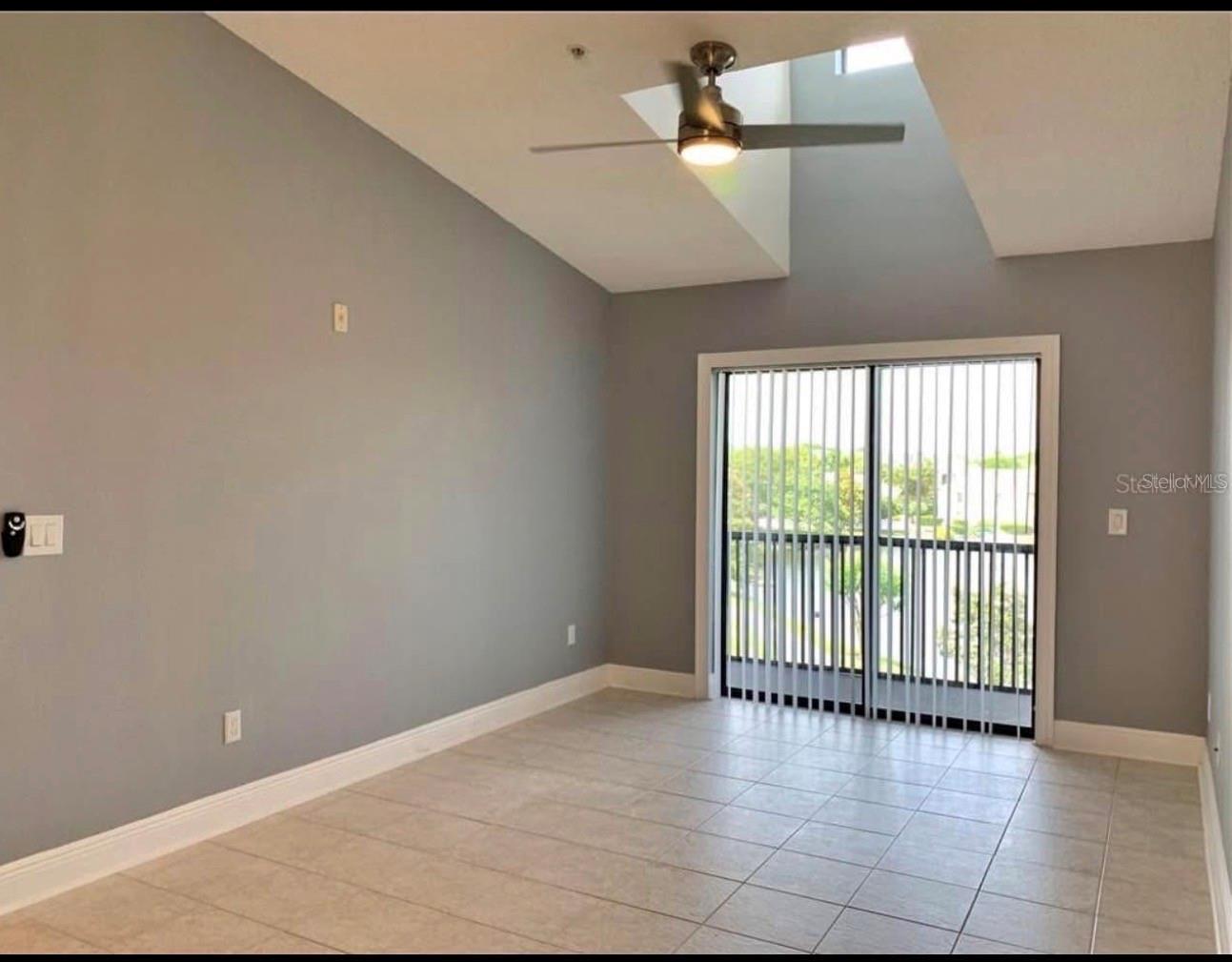 1135 S PINE RIDGE CIR #E3 — photo 3