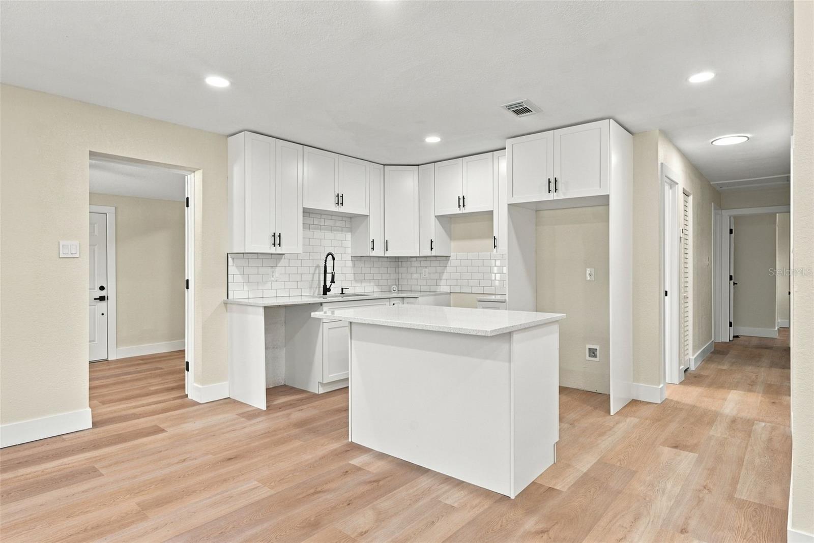 1321 LESCOT LN — photo 11