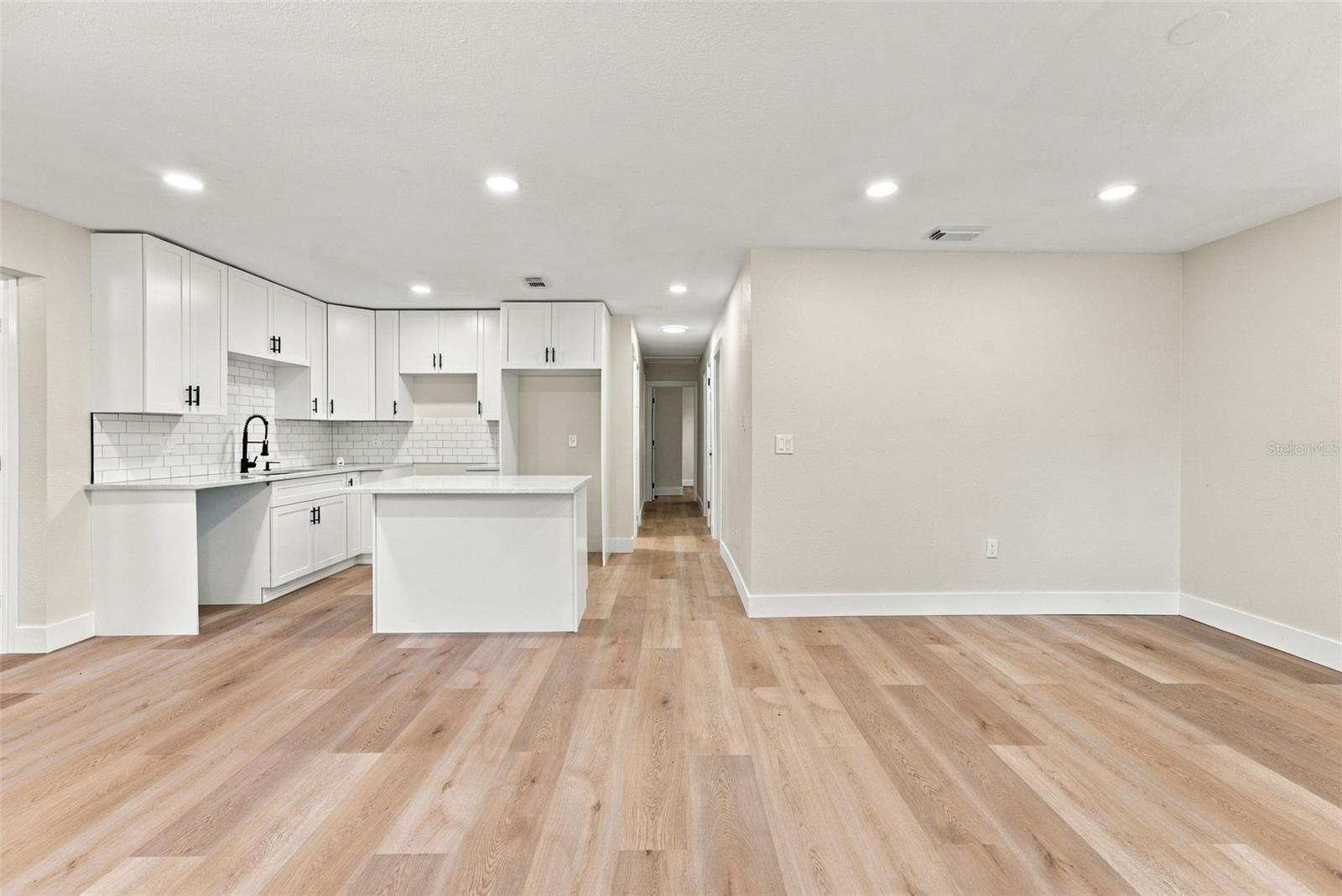 1321 LESCOT LN — photo 7