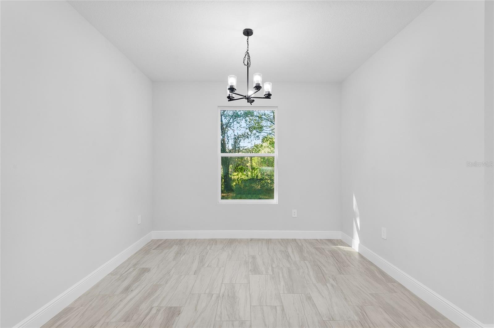 371 MILLER RD — photo 11