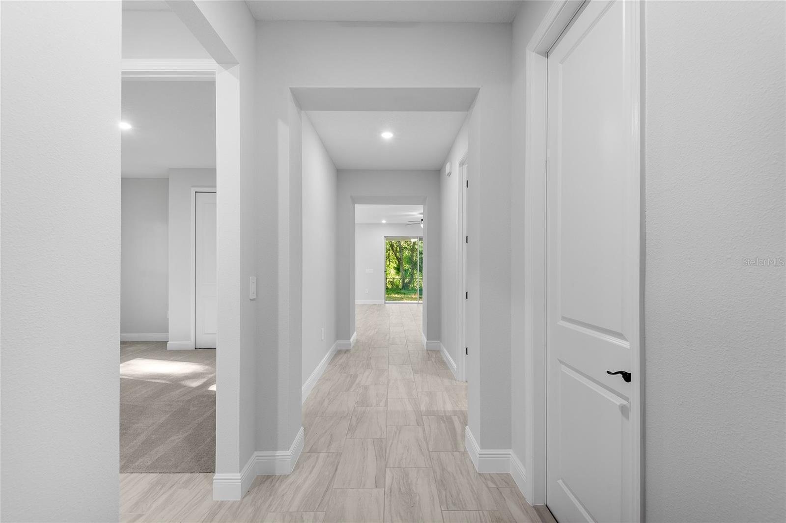 371 MILLER RD — photo 3