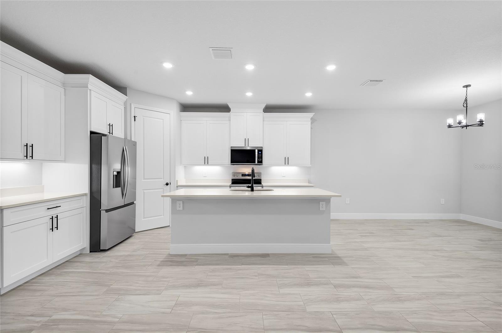 371 MILLER RD — photo 9