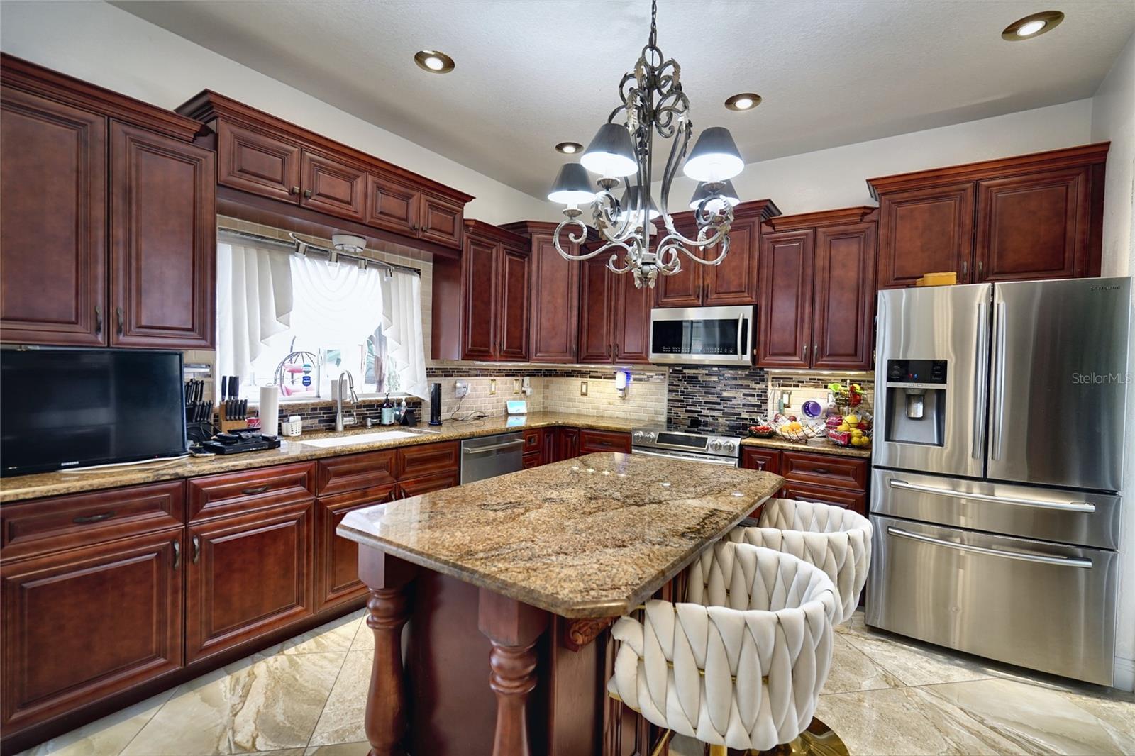 7730 BARDMOOR HILL CIR — photo 11