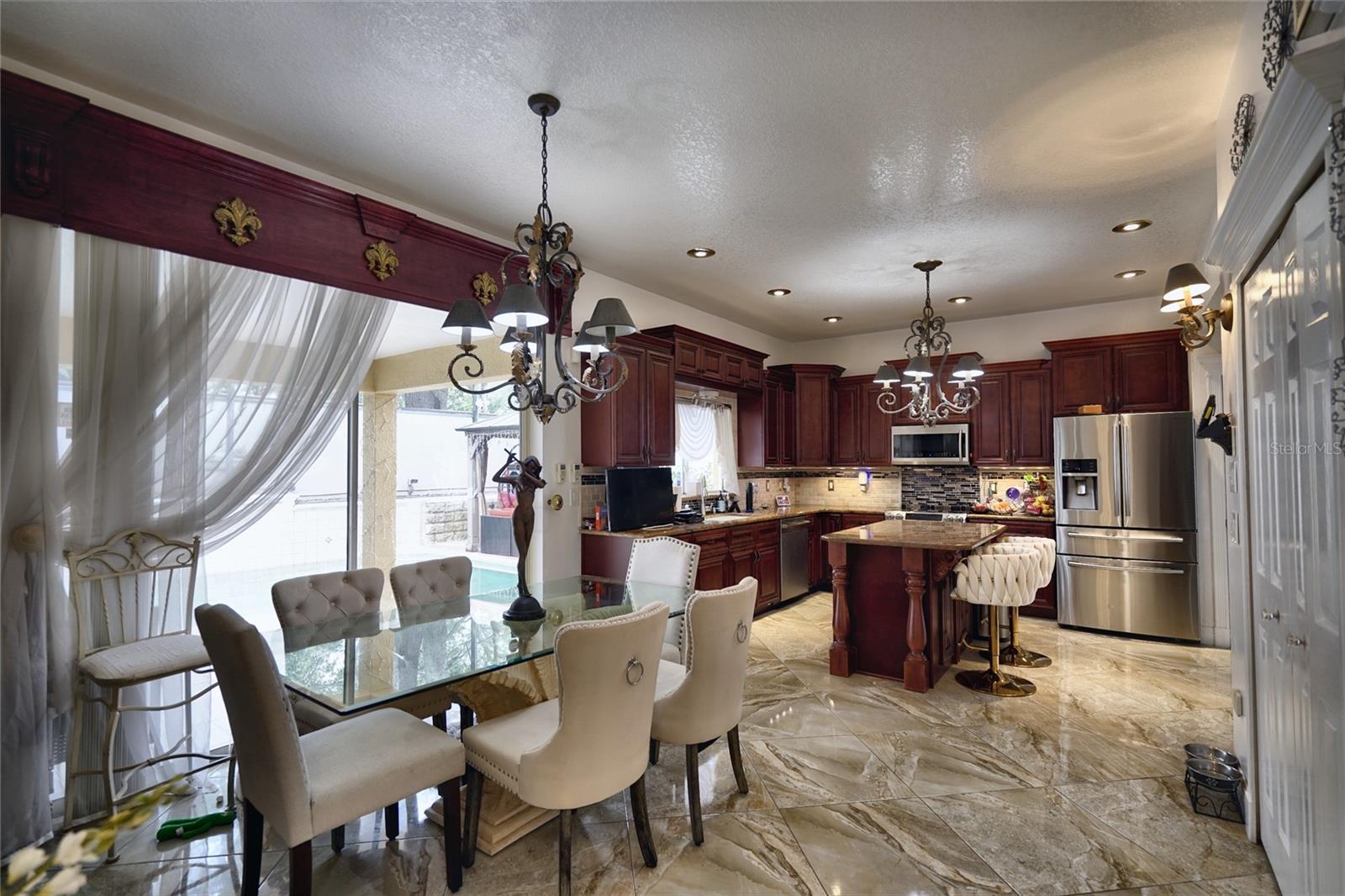 7730 BARDMOOR HILL CIR — photo 10