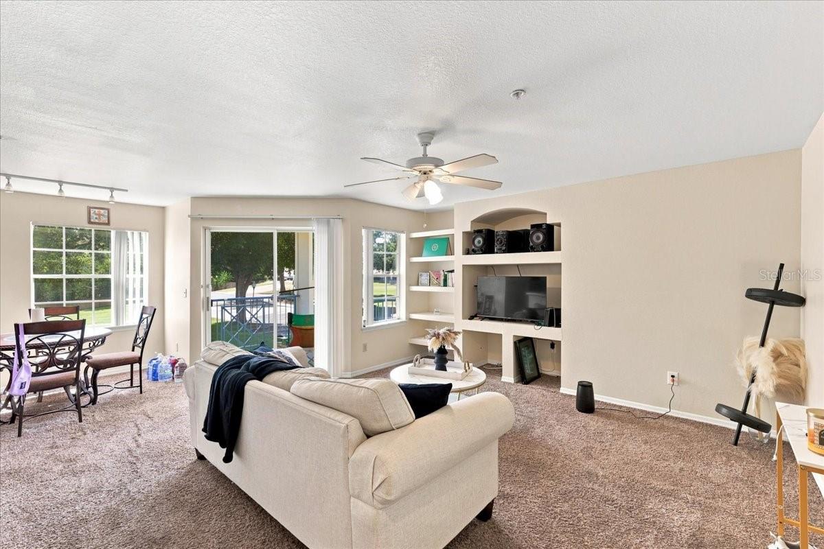 7220 WESTPOINTE BLVD #1424 — photo 3