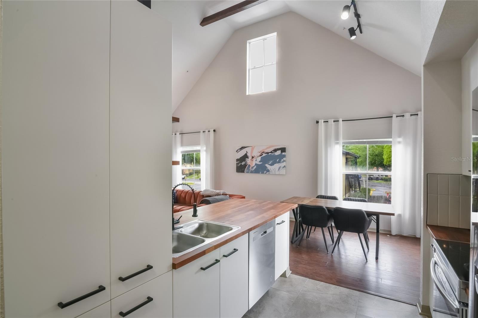 6001 WESTGATE DR #2124 — photo 11