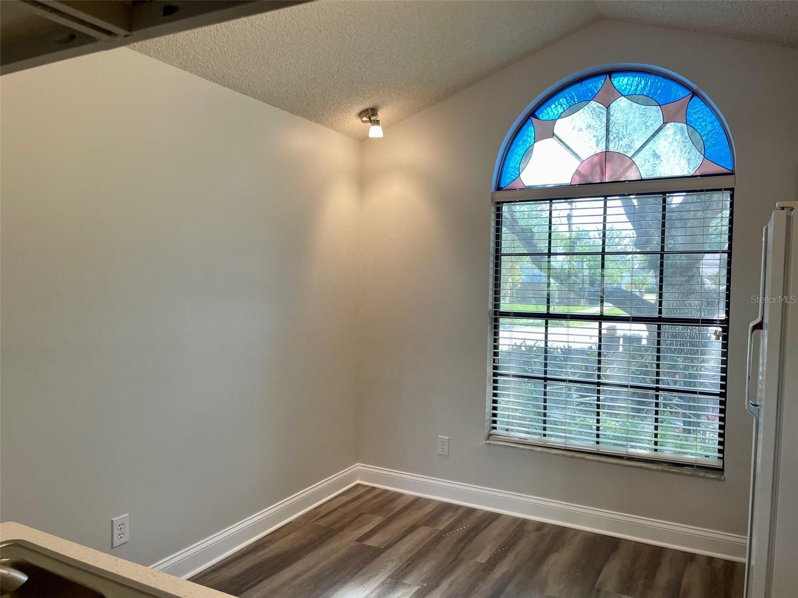 878 E CHARING CROSS CIR — photo 12