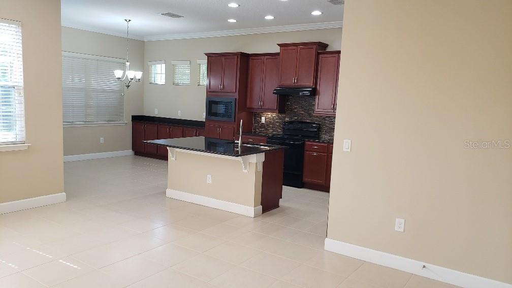 13818 ELIOT AVE — photo 9