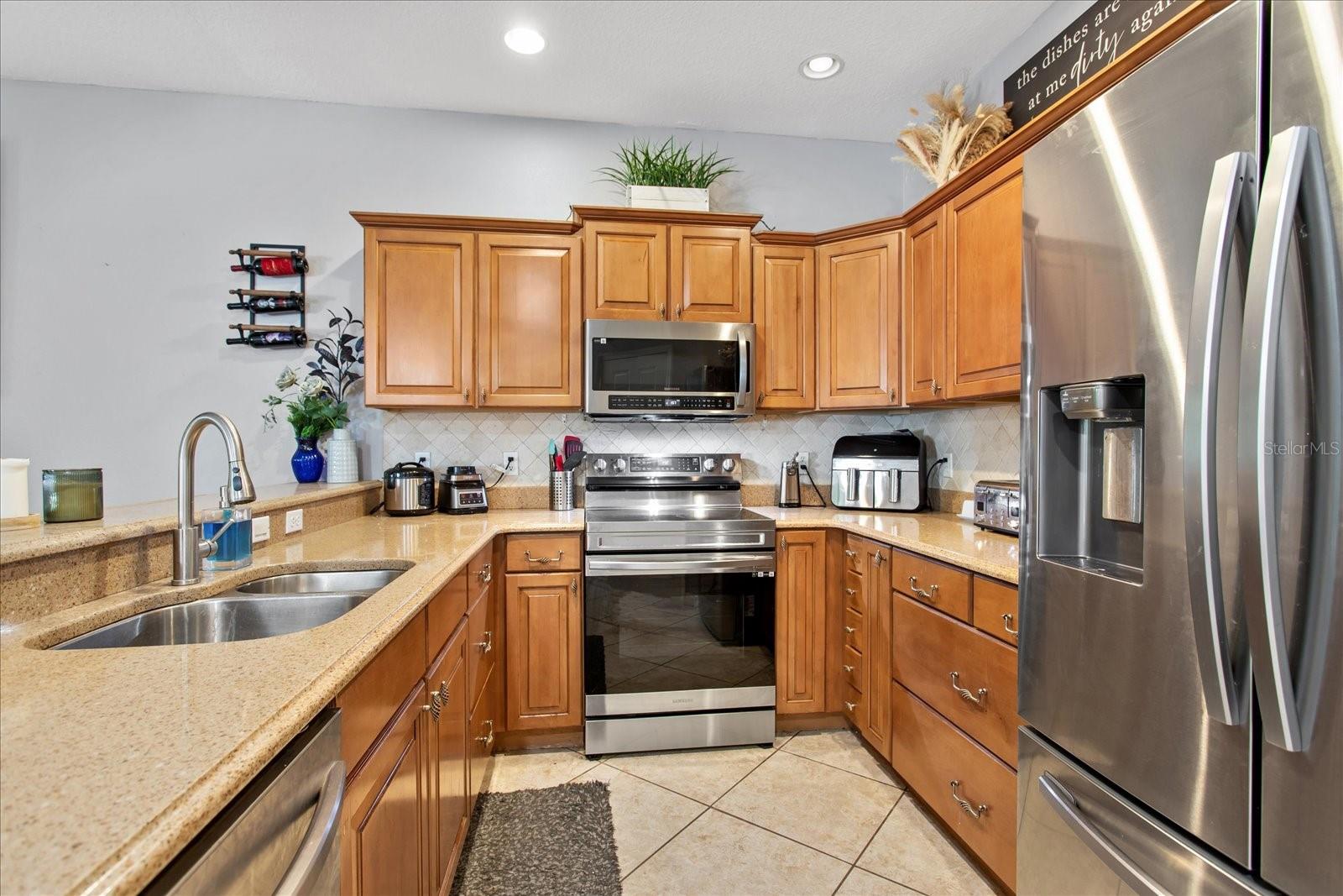 1506 TRAVERTINE TER — photo 8
