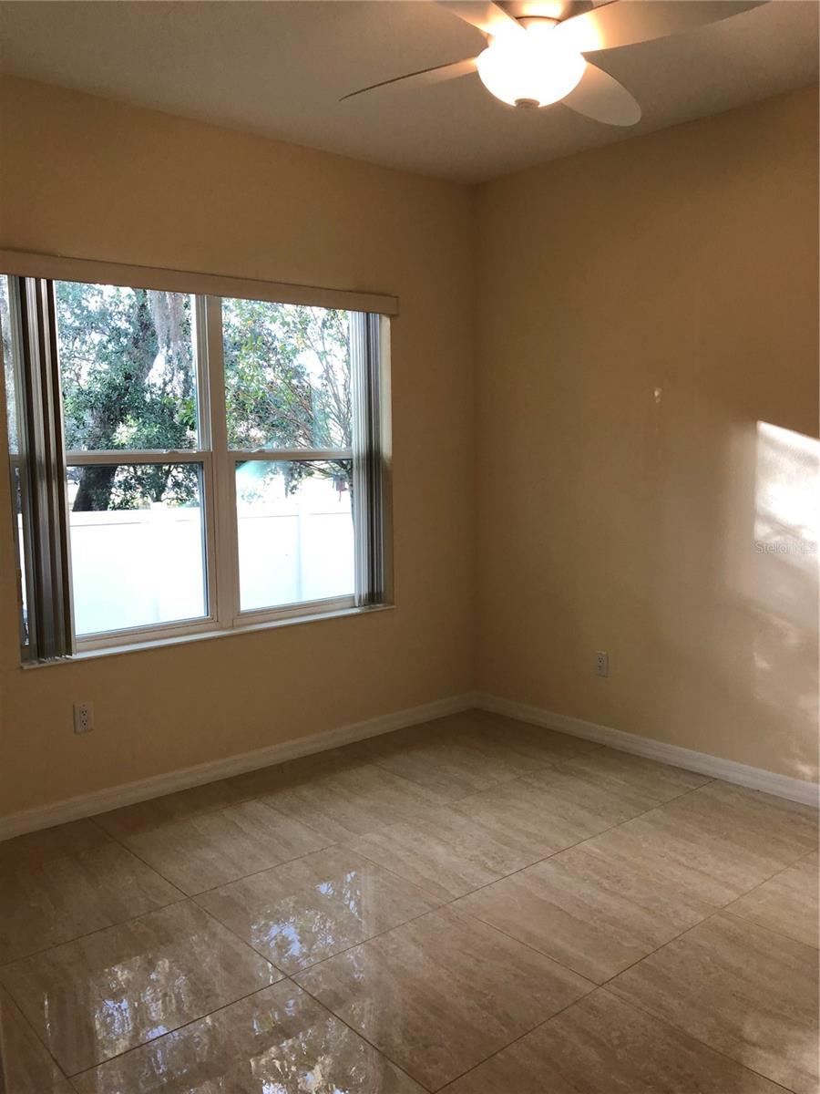 2043 ROYAL VISTA CT — photo 7