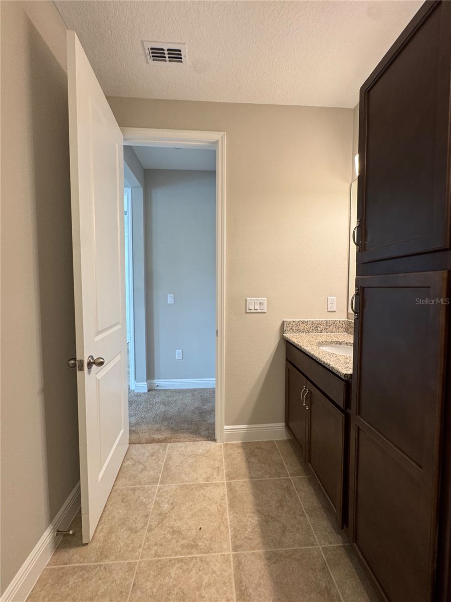 9740 UNDSET ALY #9740 — photo 12