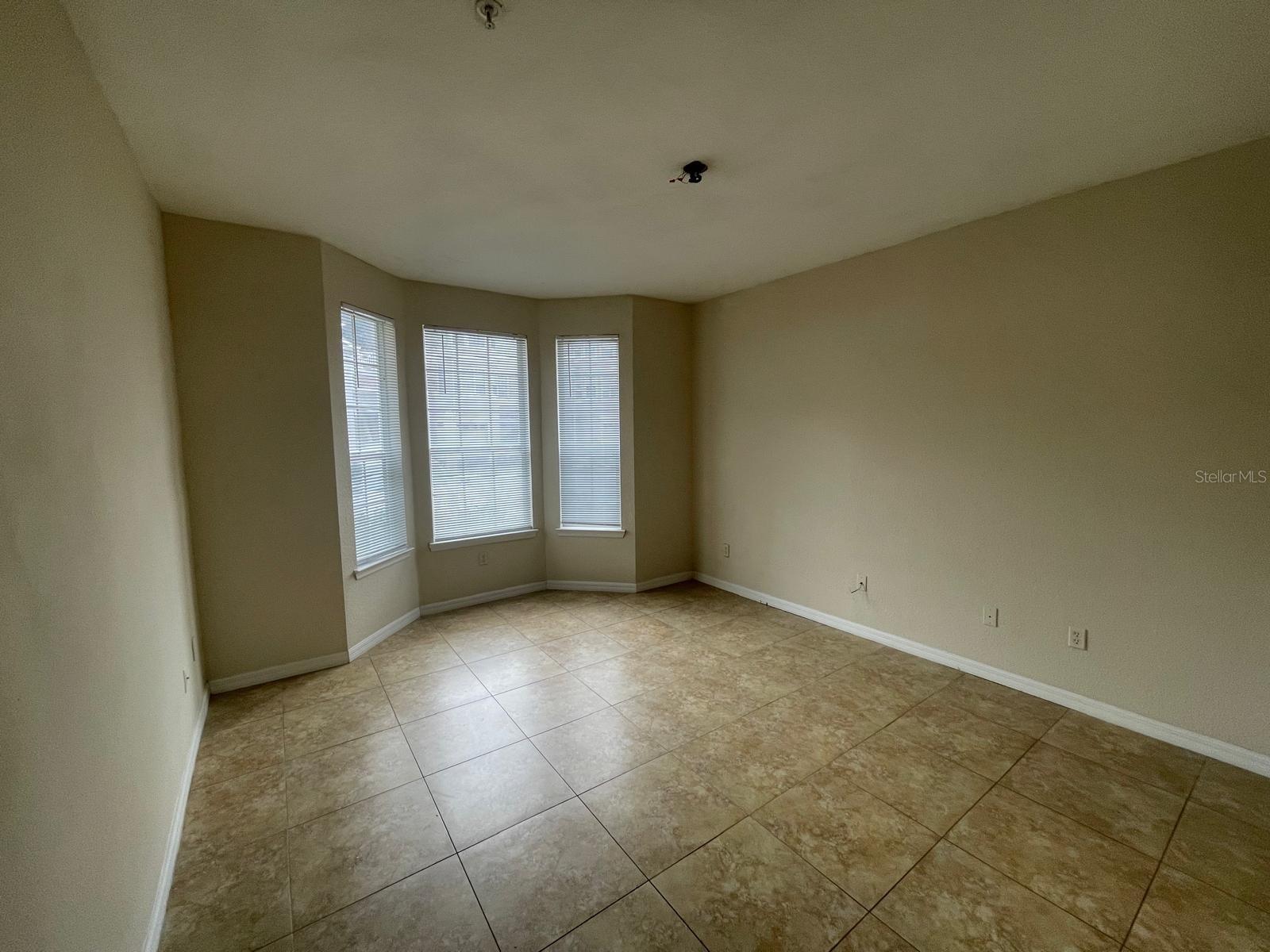 3355 S KIRKMAN RD #1311 — photo 11