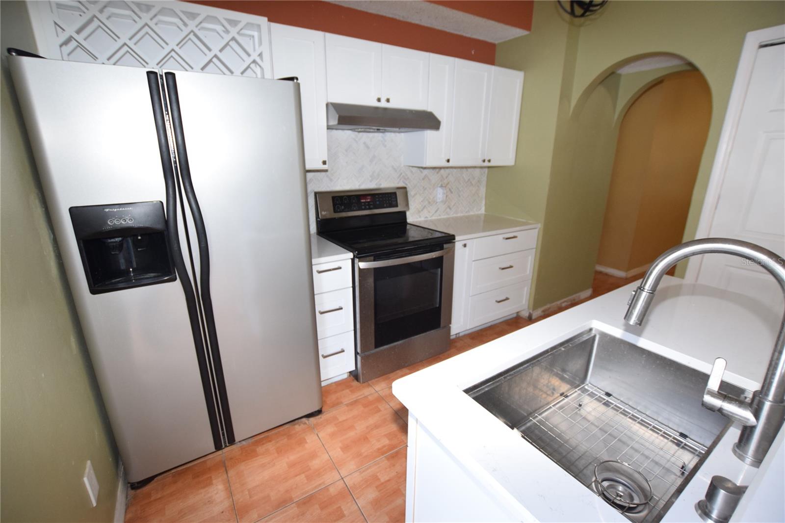 2216 PHONECIA CT — photo 9