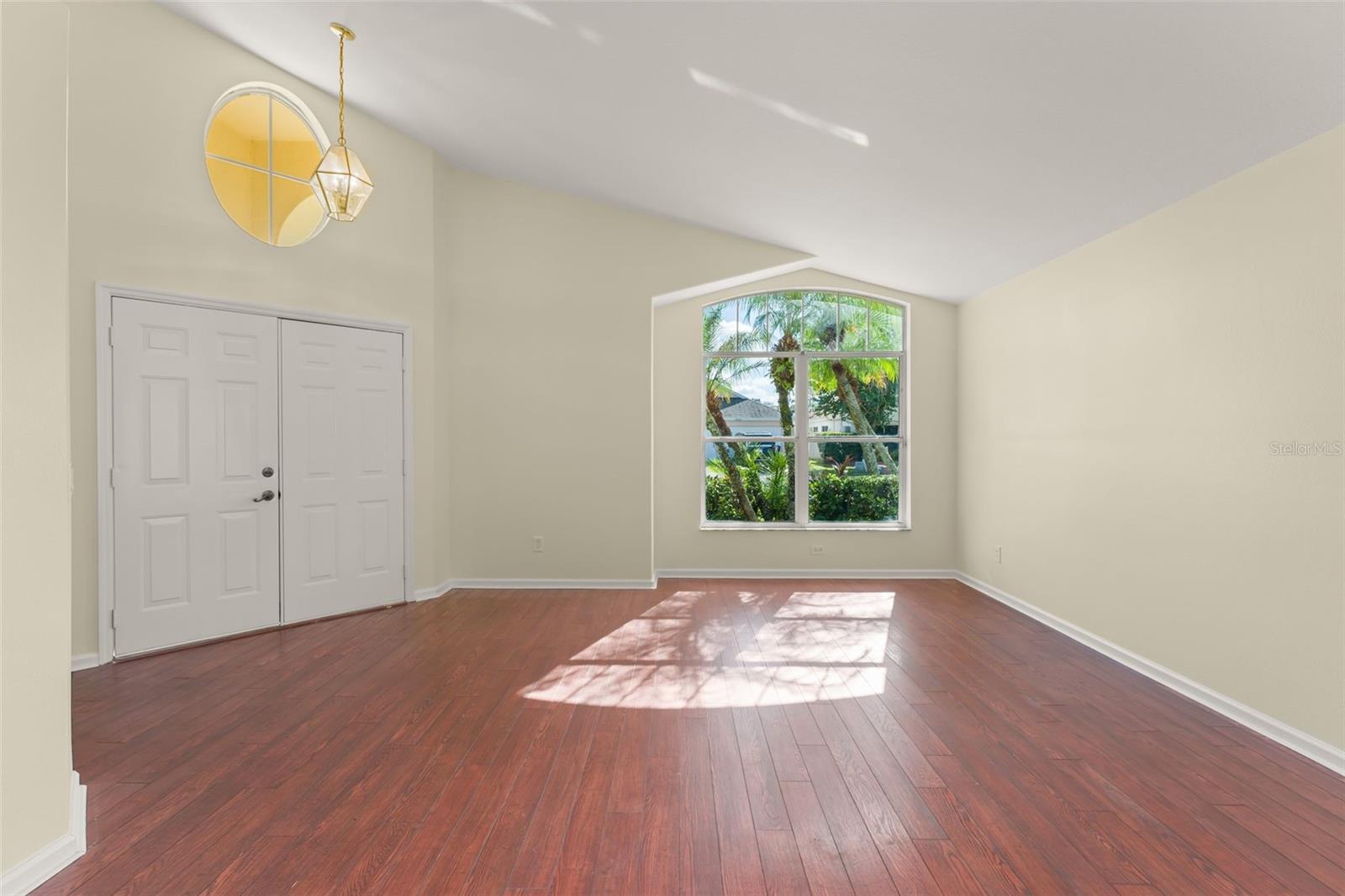 6865 BOUGAINVILLEA CRESCENT DR — photo 4