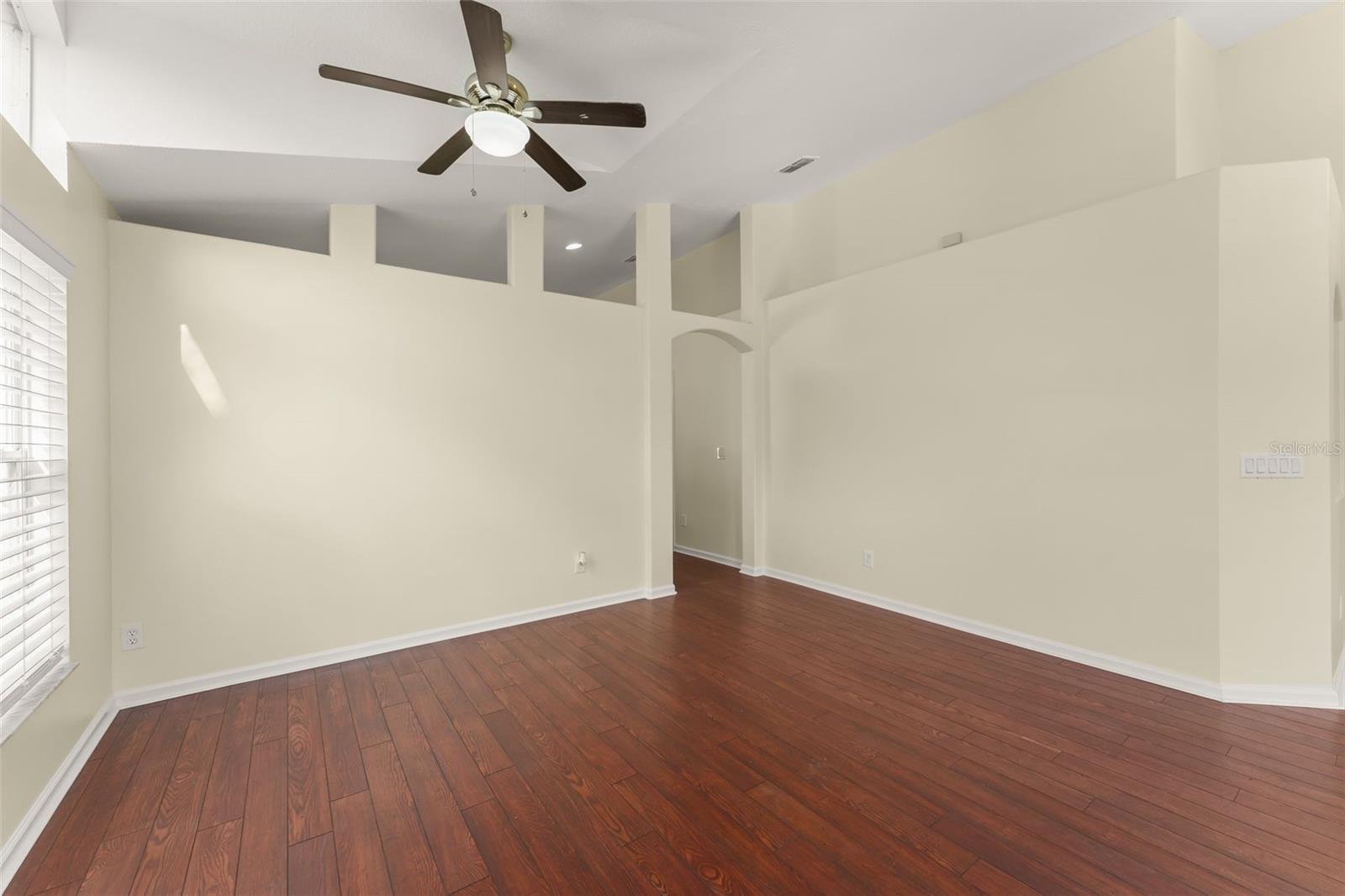 6865 BOUGAINVILLEA CRESCENT DR — photo 8