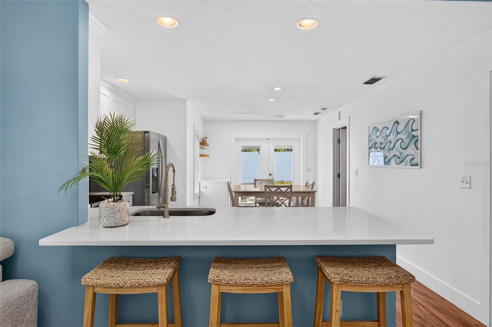 4713 MONTROSE AVE — photo 9