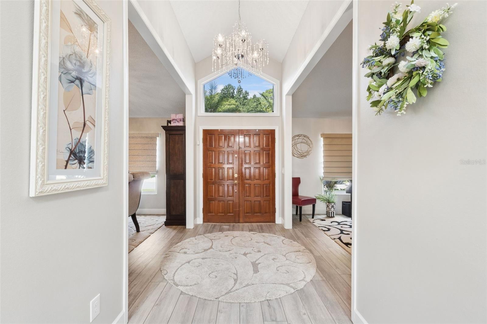 813 SILVERWOOD DR — photo 4