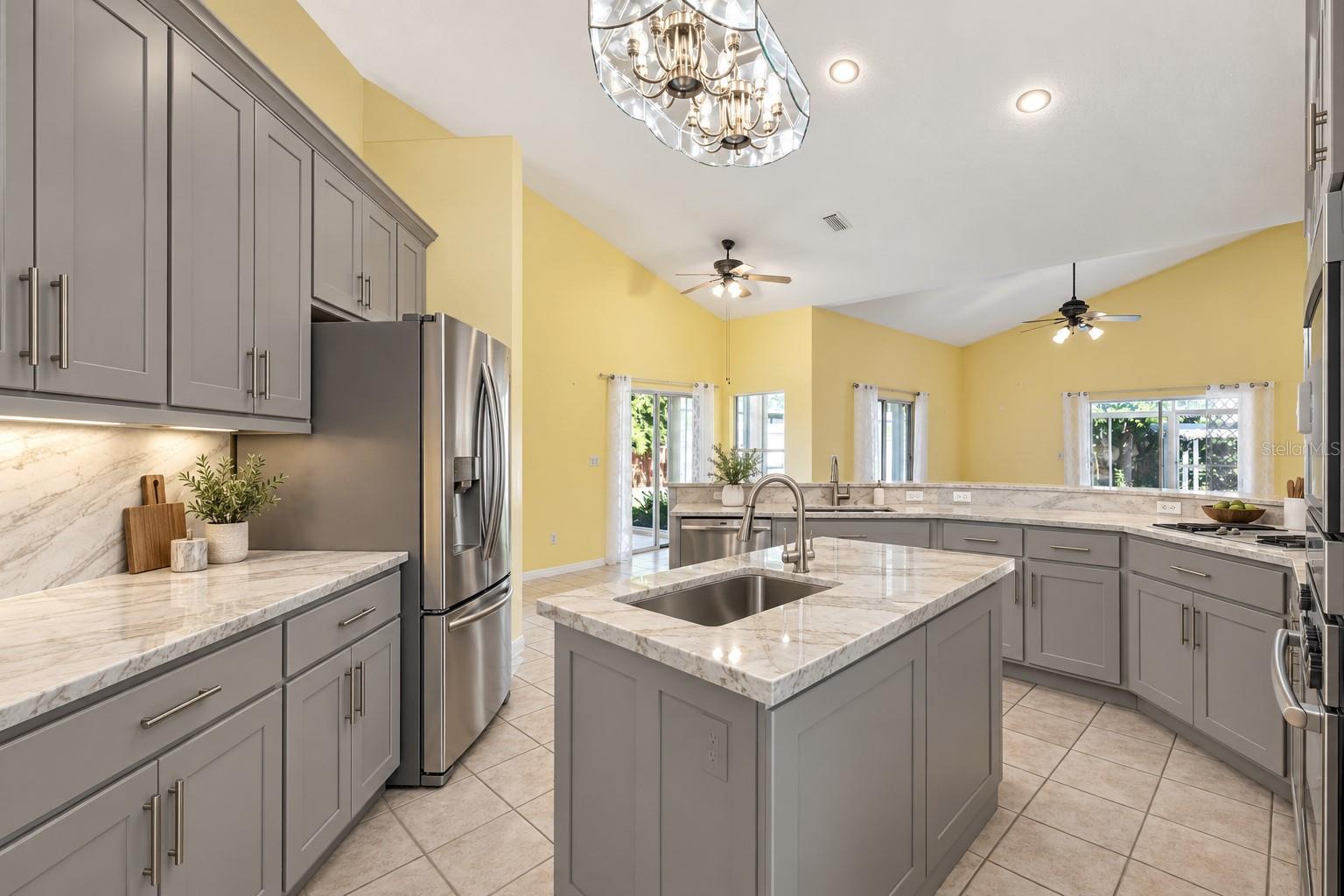 4325 FARRELL LN — photo 8