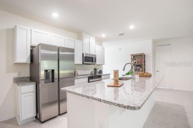 24 RAMROCK LN — photo 3