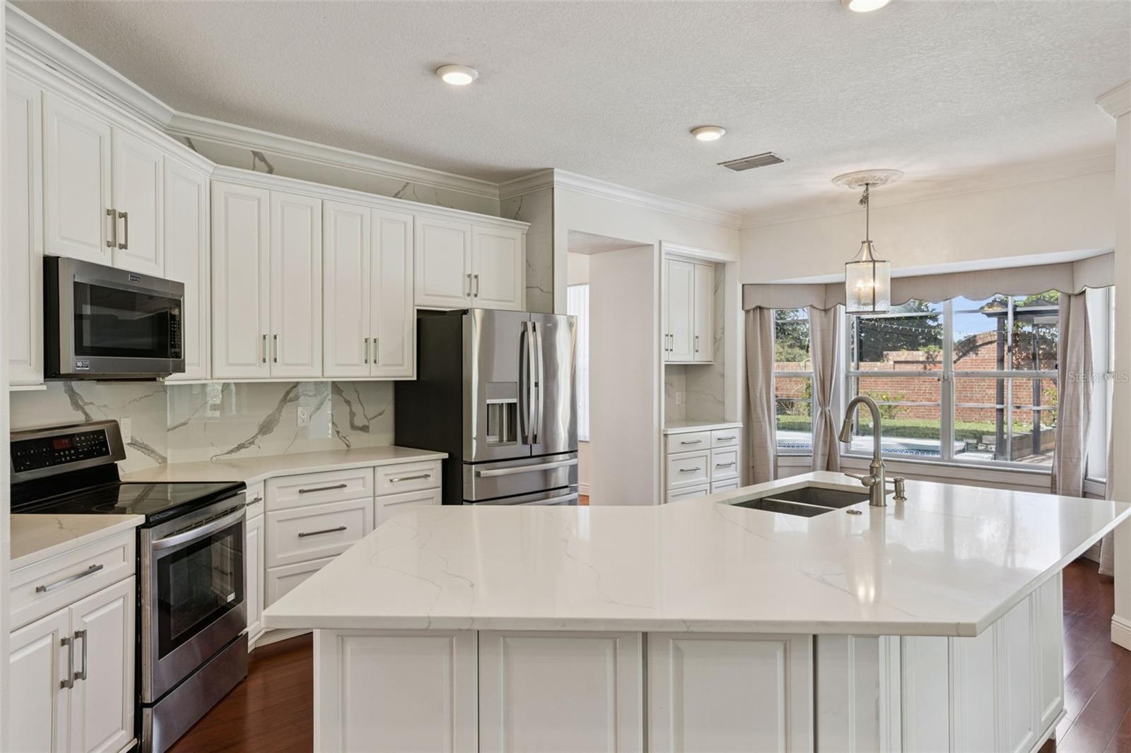 4920 HOOK HOLLOW CIR — photo 10