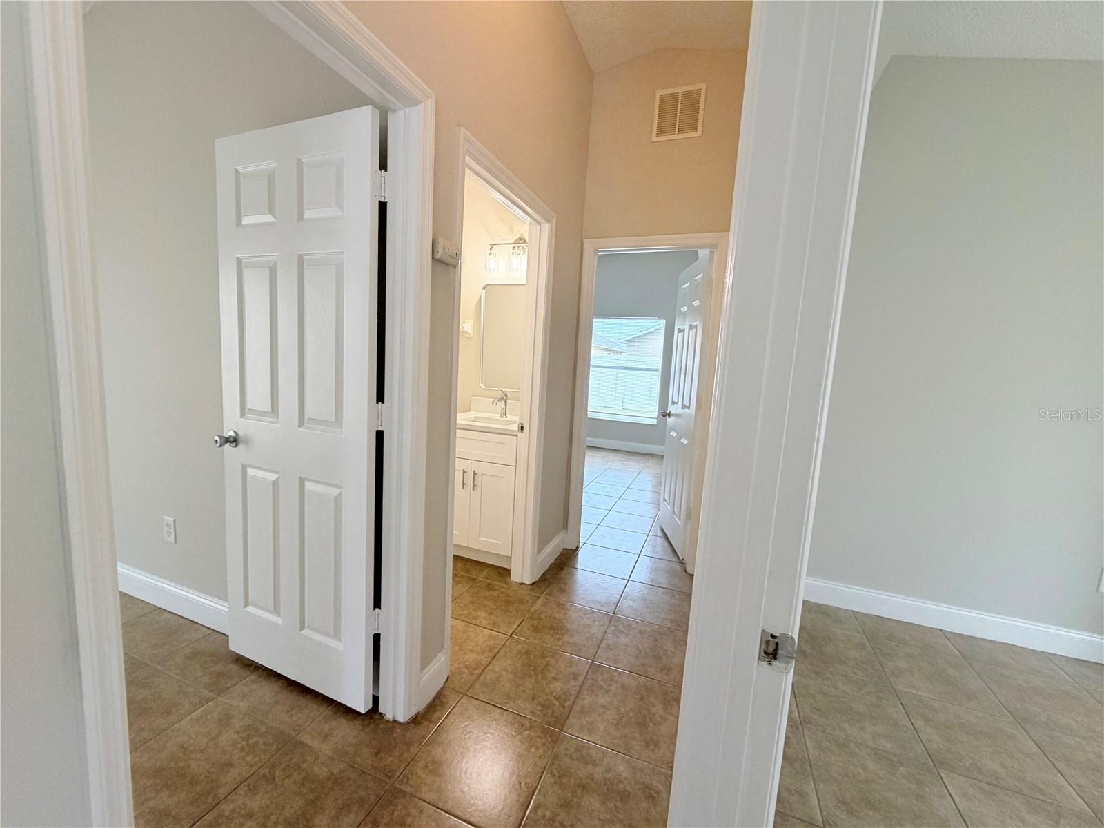 1828 LACY LN — photo 9