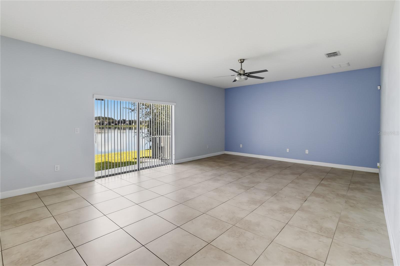 2932 YOUNGFORD ST — photo 9