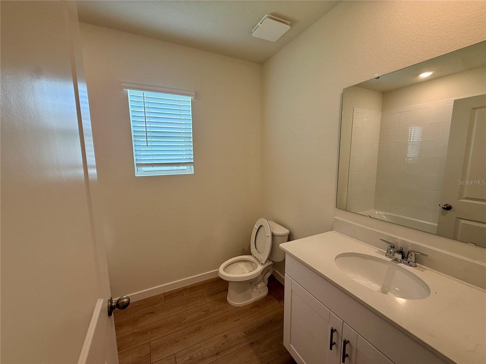 2504 DORSET CT — photo 7
