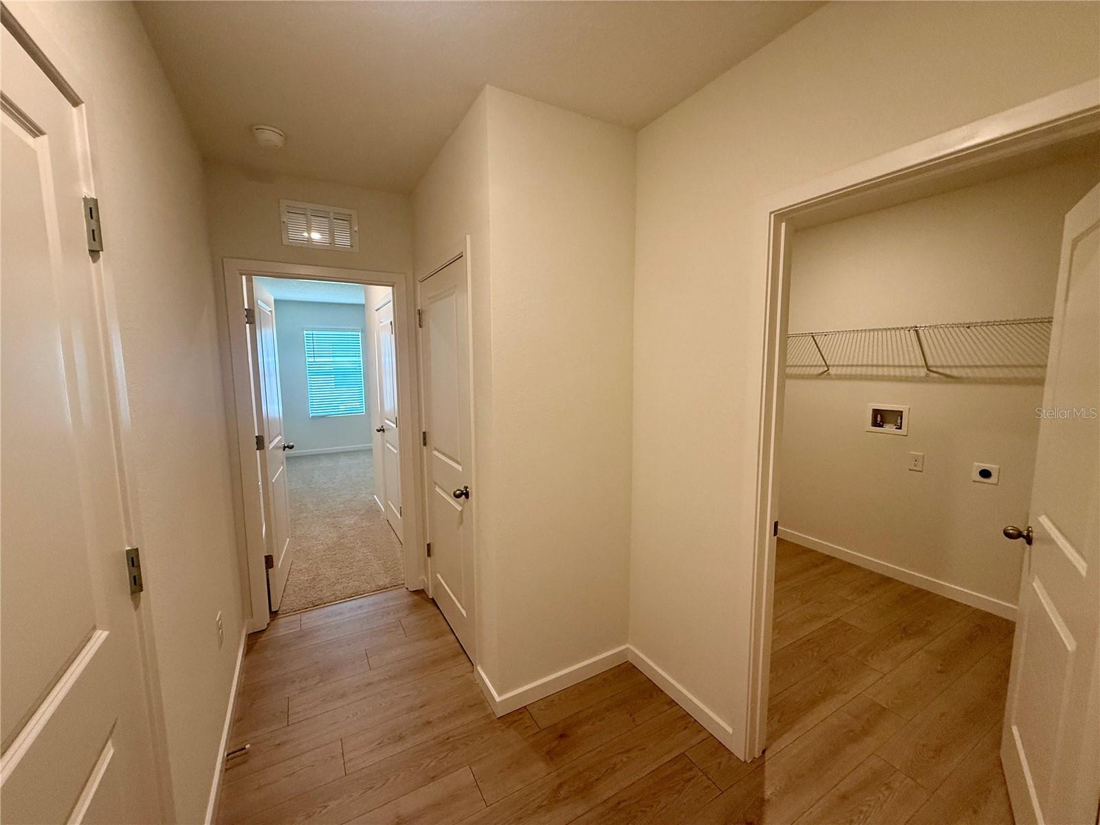 2504 DORSET CT — photo 9