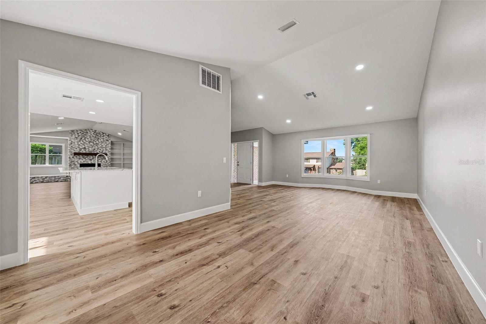 33608 OVERTON DR — photo 6