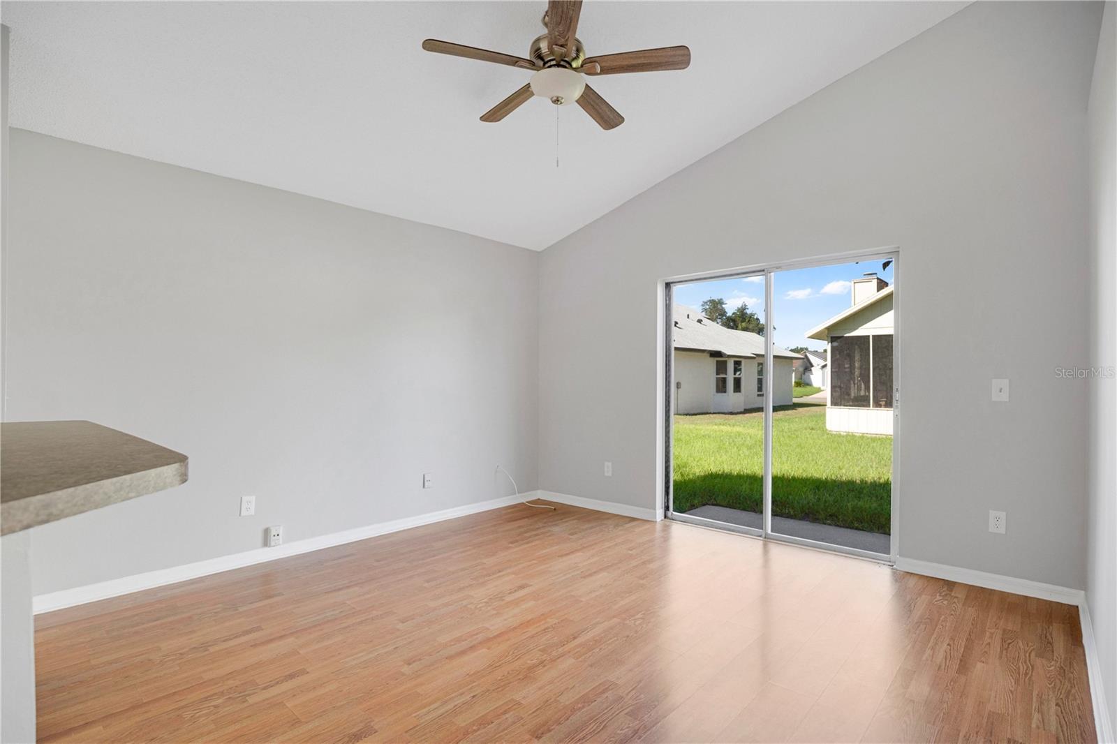 233 S ABERDEEN CIR — photo 11