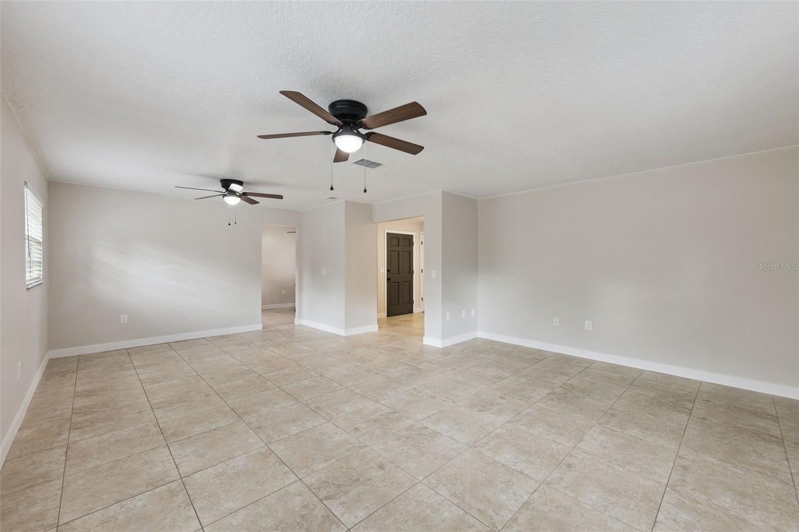 618 HATTAWAY DR — photo 6
