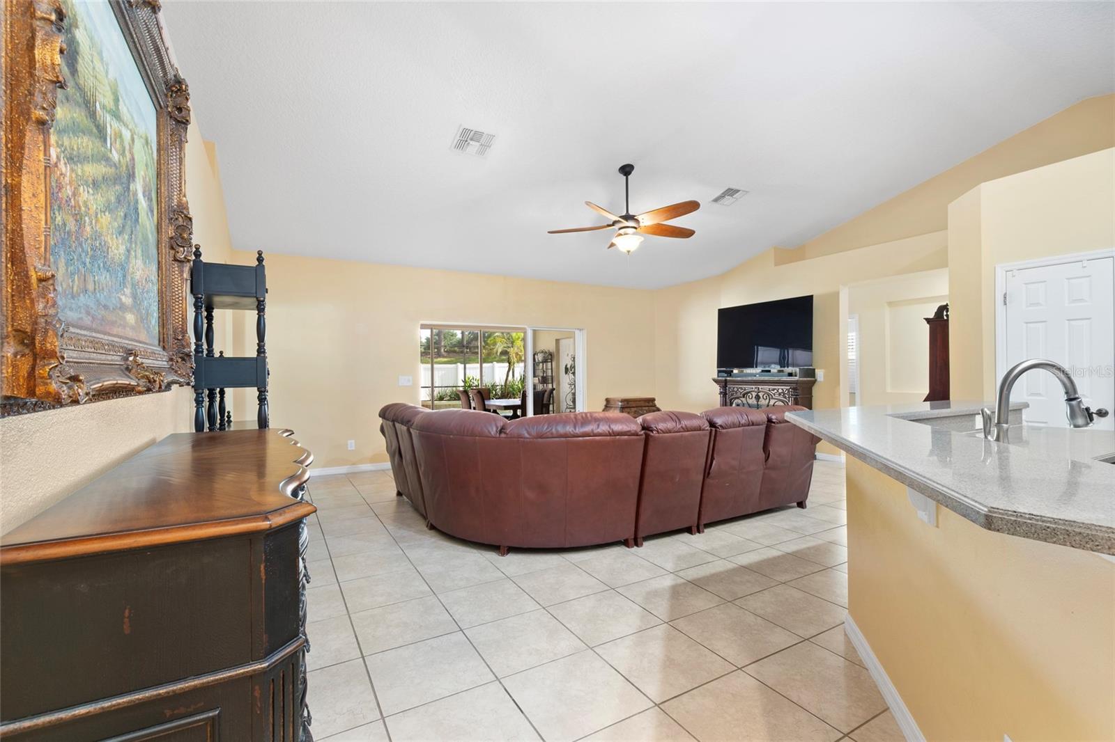 113 BLACKSTONE CREEK RD — photo 10