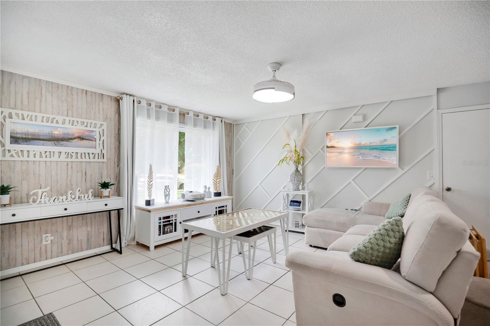 3913 MAGNOLIA POINTE LN — photo 4
