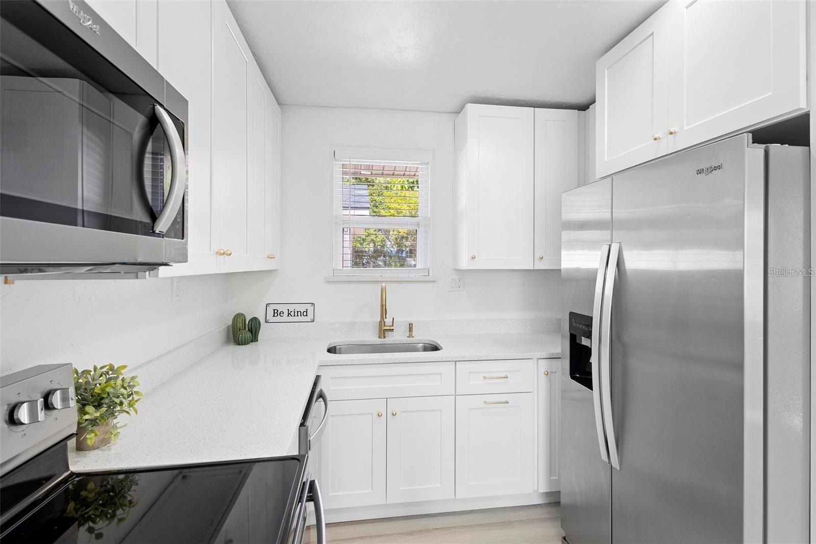263 WILLIAMS AVE — photo 12