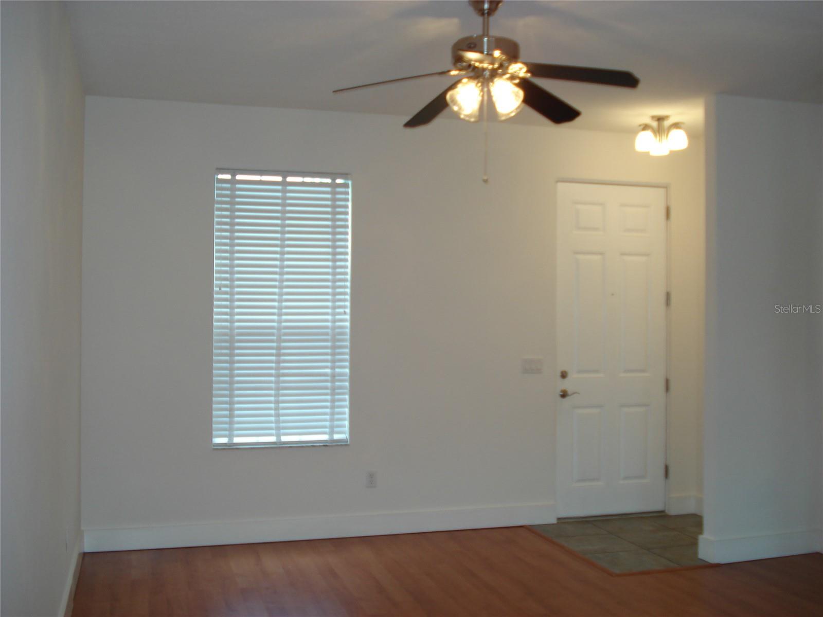 4152 CLEARY WAY — photo 3
