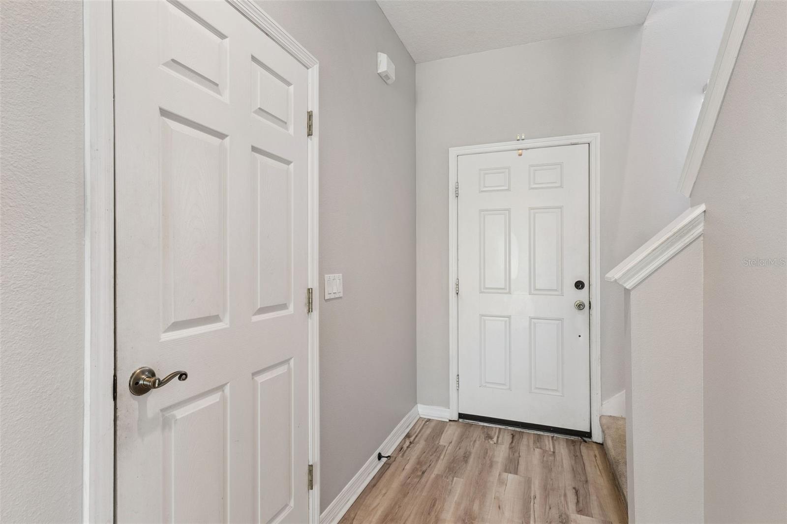 512 PINEBRANCH CIR — photo 12