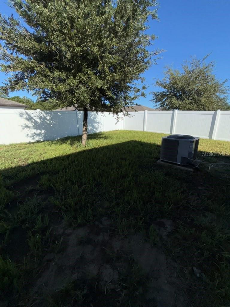 1014 WANDERER DR — photo 10