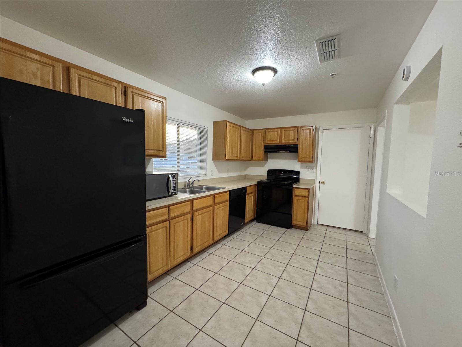 3111 ELEUTHERA LN — photo 4